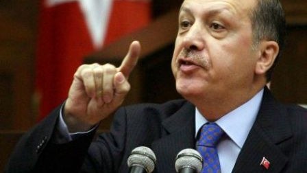 Ərdoğanın tərəfdarları ilə əleyhdarları Avstriya polisinə qarşı ÇIXDI 