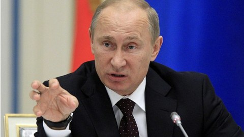 Putin Rusiya qoşunlarının Ukraynaya yeridilməməsinə qərar verdi