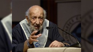 Erməni fotoqrafa Türkiyədə fəxri doktor adı verildi
