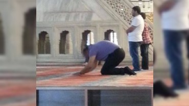 “Mən namaza indi yox, çoxdan başlamışam, jurnalistlər köhnə xəbər yayıb” 
