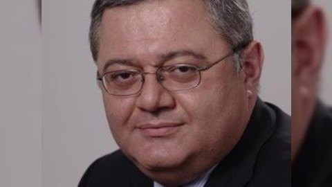 Gürcüstan parlamentinin spikeri Bakıya gəlir