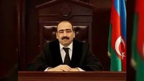 Azərbaycanda keçmiş məhkəmə hakiminə qarşı ittiham elan olunub 