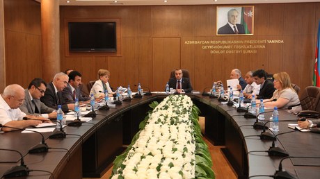 Şurada QHT-lərin problemləri müzakirə edilib 