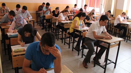 Qəbul imtahanlarında 7 nəfər 700 bal toplayıb