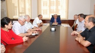 AHİK-də mətbuat əməkdaşlarına mükafatlar təqdim olundu