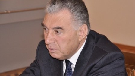 Əli Həsənov Minsk Qrupunu ikiüzlülükdə ittiham etdi 