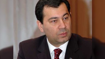 Səməd Seyidov ADU-da yay semestri təşkil edib