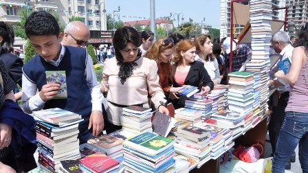 Bakıda kitab BAYRAMI