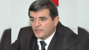 Deputat şeyxi ittiham etdi 