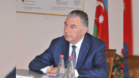 Əli Həsənov Kəlbəcər girovlarına görə "Qızıl Xaç"ın nümayəndəsinə xəbərdarlıq etdi