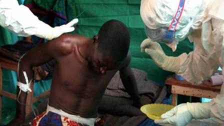 Sağalmaz "Ebola" virusu Avropaya da keçib