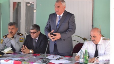İcra başçısı yandırılmış evlərin bərpası barədə tapşırıq verib