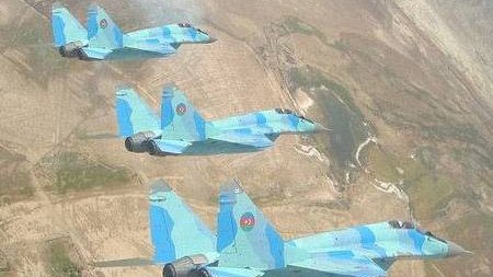 Azərbaycanın döyüş təyyarələri cəbhə xətti üzərində uçuşlara başlayıb