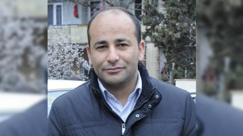 “Cəbhədə sabitlikdir, Bakıda isə bəziləri milçəkdən fil düzəldir” - Təmas xəttindəki jurnalist