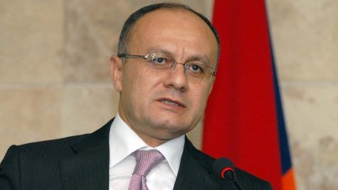 Erməni nazir Qarabağdakı vəziyyətə görə rus diplomata şikayətləndi