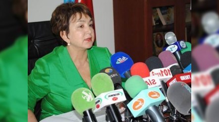 “Ali məktəblərdə boş qalan yerlər ödənişli yerlərdir”