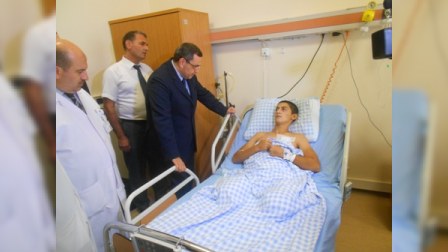 Türkiyədəki səfirimiz Ankarada müalicə olunan yaralı əsgərlərimizə baş çəkib 