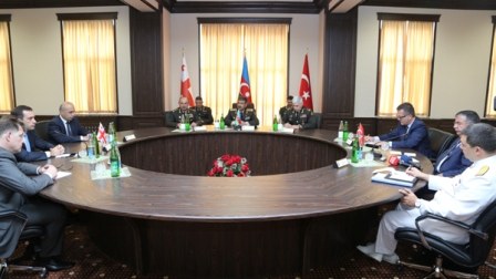 Zakir Həsənov müdafiə nazirlərinin görüşünün detallarını açıqladı 