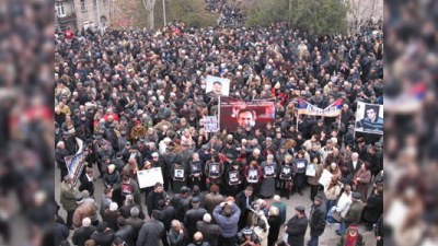Ermənistan müxalifəti payız hücumuna hazırlaşır