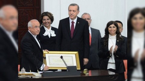 Ərdoğan prezidentlik andı içdi
