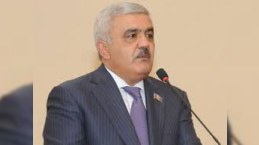 Rövnəq Abdullayev "Qarabağ"ı təbrik etdi