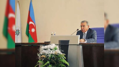 Ramiz Mehdiyev jurnalistlərə xəbərdarlıq etdi