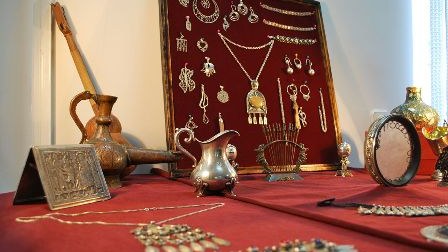 “Muzeylərimiz standartlara uyğun gəlməyən kiçik binalarda yerləşir” 
