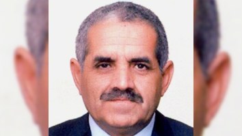 Bu ilin ən yaşlı tələbəsi - O, həm repetitor, həm də qızı xaricdə təhsil alan atadır