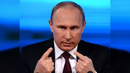 Putinin cangüdənləri fiziki qüsurlu insanın qolunu qırıb   