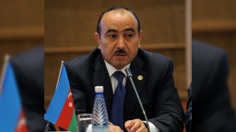 Əli Həsənov gənclərə tövsiyə verdi