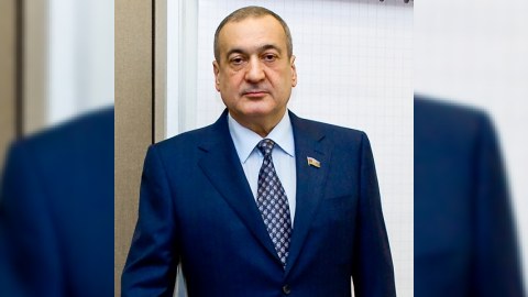 “Azərittifaq”ın sədri: “Yarmarkalar süni qiymət artımını azalda bilər, bazarlar bəzi insanların əlindədir”