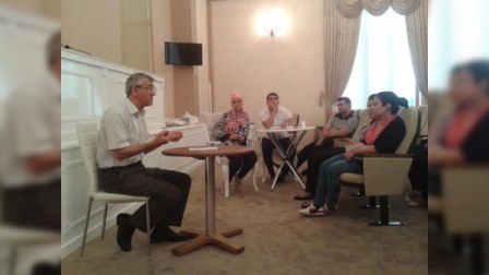 Hamlet İsaxanlı: “Bizdə rektor nə istəsə edə bilər” 