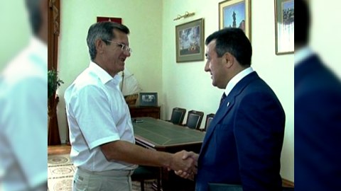 Nərimanovun icra başçısı Həştərxan vilayətinin qubernatoru ilə görüşdü