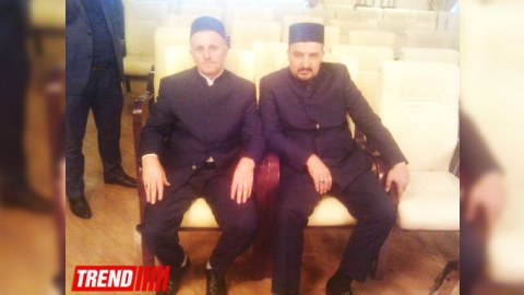Azərbaycanda din xadimlərinin vahid geyimi təqdim edildi - FOTO