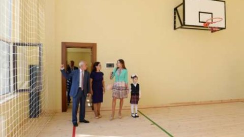 Mehriban Əliyeva internat məktəbinin açılışında - FOTOLAR