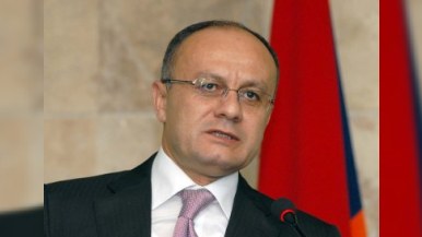 Ermənistanda yeni korrupsiya DALĞASI: Ohanyandan ETİRAF 