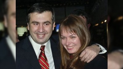  Saakaşvilinin və xanımının əmlakına həbs qoyuldu