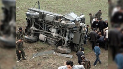 Erməni hərbçilər qəzaya düşdü - 1 kapitan öldü, 2 leytenant və 6 əsgər yaralandı
