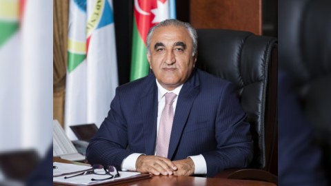 İqtisad Universitetində maaşlar qaldırıldı