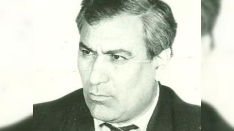 “Sensasiyalı kitablar” - Eldar Baxışın  çoxlarını gülüş hədəfinə çevirən kitabı 