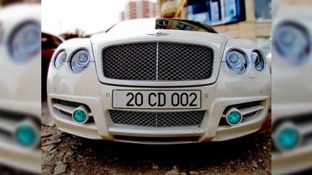“Prestijli” avtomobil nömrələri satışa çıxarıldı
