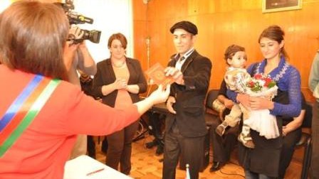 Azərbaycanda ilk dəfə iki məhkum türmədə evləndi - FOTOLAR