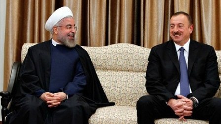İlham Əliyev Həsən Ruhani ilə görüşdü 