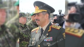 Zakir Həsənov hərbçilərə müraciət etdi: “Qarşınızda duran ən mühüm vəzifə torpaqları düşməndən xilas etməkdir” 