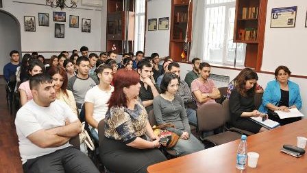 Mətbuat Şurasının sədri BSU-da tələbələrlə görüşüb - FOTO