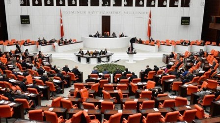 Türkiyə hökumətinə ordu ilə bağlı yeni səlahiyyət verildi: İŞİD-ə qarşı müharibə başlanır 