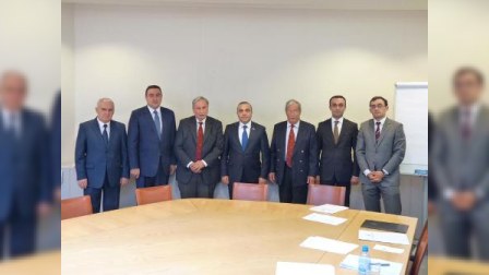 QHT Şurası Cenevrədə müqavilə imzalayıb - FOTO