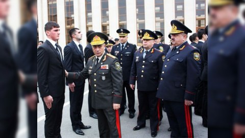 Daxili İşlər Nazirliyi deputata silah verməkdən imtina edib