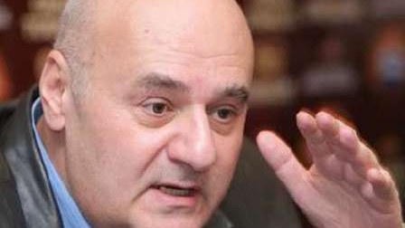 Erməni şərhçi Sərkisyanı biabır etdi: “Bakirəliyi pozulmuş ər axtaran qıza bənzəyir” 