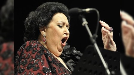 Məşhur opera müğənnisi Kabalye yenidən Qarabağa qanunsuz səfər etdi
